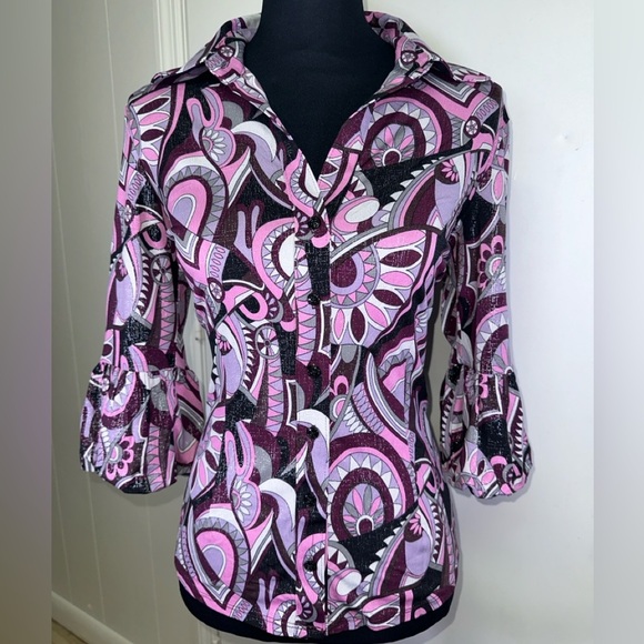 VINTAGE INC Women's Pink and Black Patterned Button Down Top - Picture 1 of 10